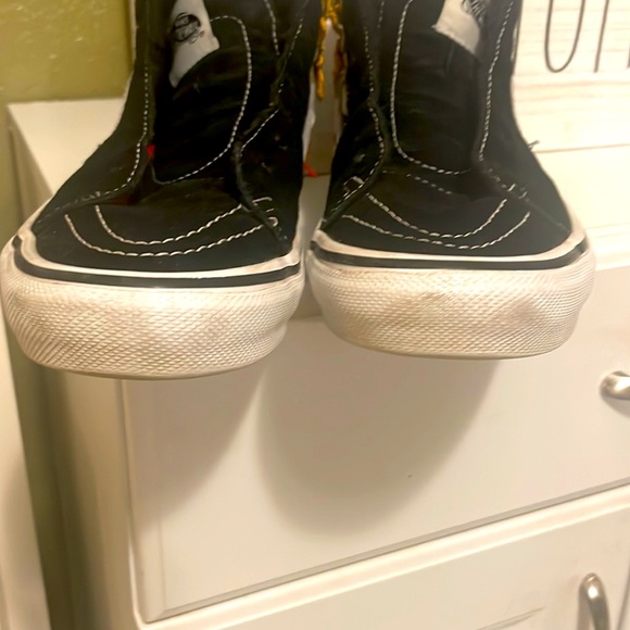 Vans x Skateistan SK8-HI limited edition Men’s size 6.5 - Picture 12 of 12
